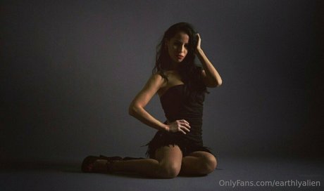 teen lesben onlyfans nacktheit kunst archiv