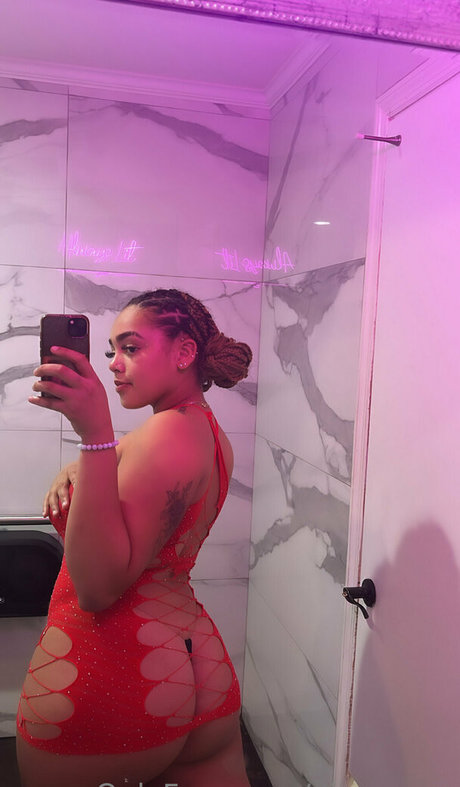 ninaa eve hübsche erotische galerien