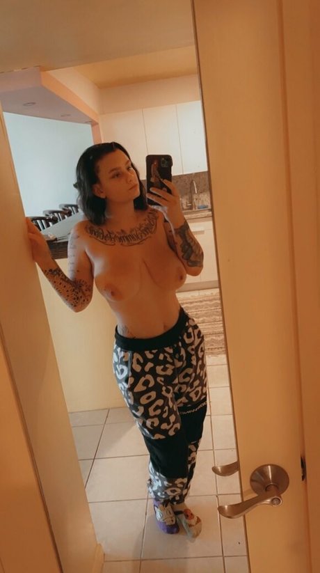 bustybunniforfree kunst pornographische fotos