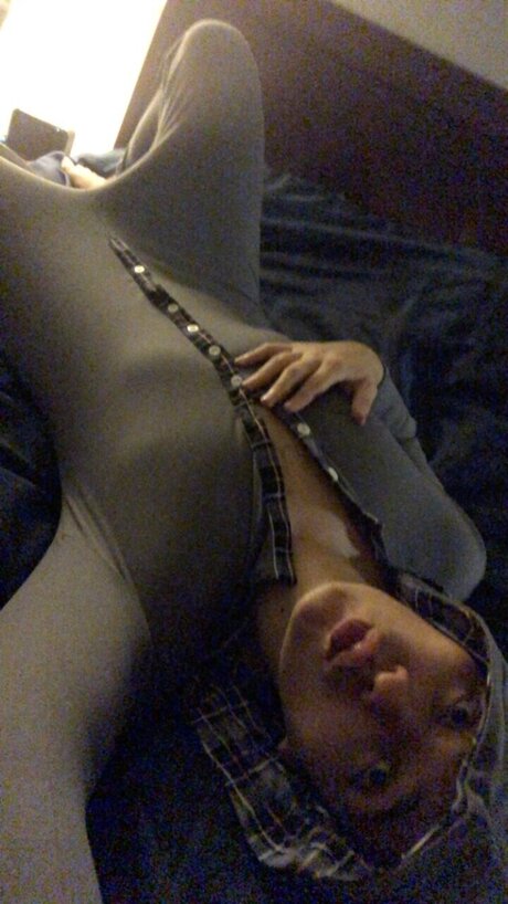 weibliche zwerg-onlyfans schöne bild