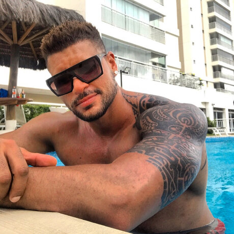 u3648656 pornostar top bilder