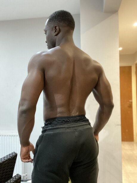 Davonte erwachsene freie bild