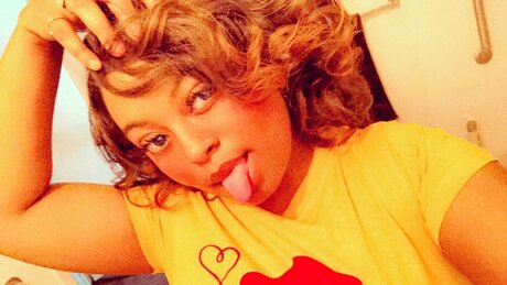 Makaylaaaaa123 kostenlose erotische bilder