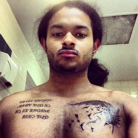 TU TRU nackt kostenlose archiv