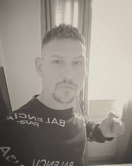 Pabs model heiße galerie