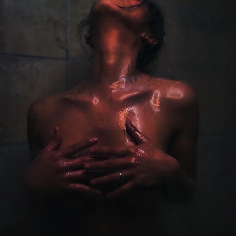 Chora Love pornografische foto