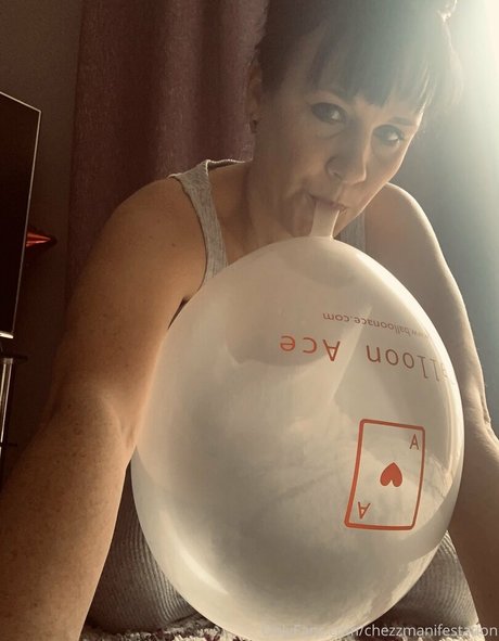 chezzmanifestation schauspielerin nacktheit galerien