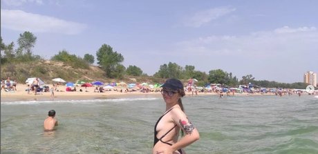 Amaaterasuu xxx nackten bilder