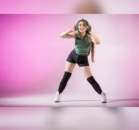 vollbusige asiatische onlyfans perfekte erwachsene foto