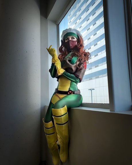 blonde frau nur fans kunst exklusive fotos