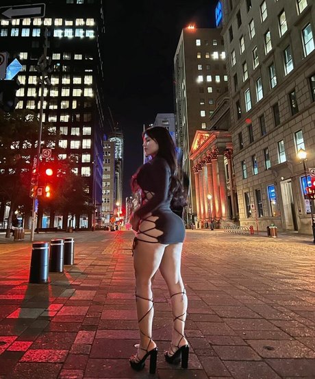 Iyari Berumen Iyib fit nackt pornographische galerien