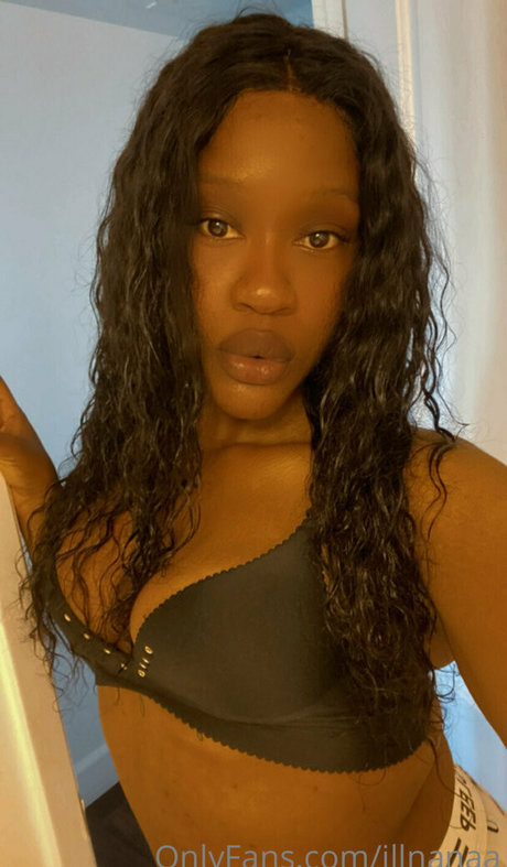 illnanaa freie akt foto