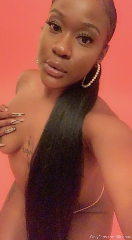 illnanaa schöne akt foto