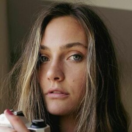 Emily Hall heiße porno galerie