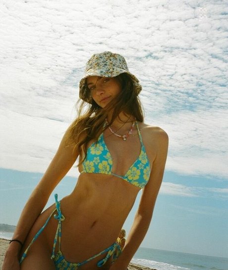 Emily Hall erwachsene pornografische bild