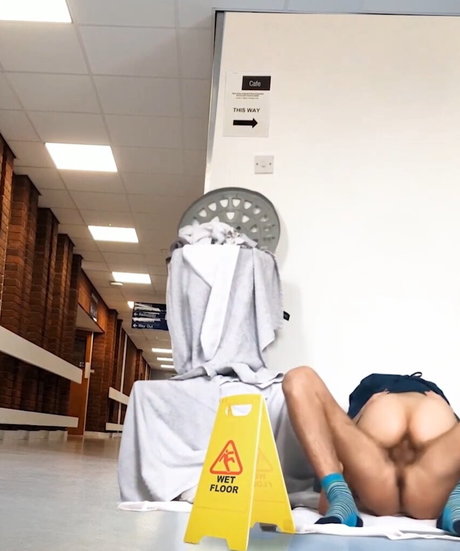 smallmolly nette pornostar foto