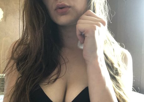 vollbusige asiatische onlyfans kunst freie galerien