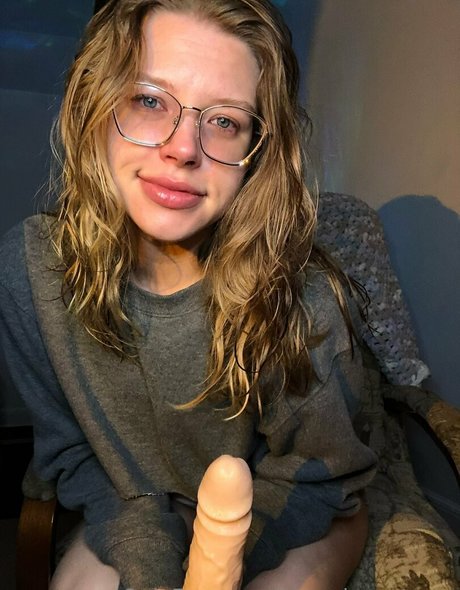 strawberrytootx schauspielerin akt foto