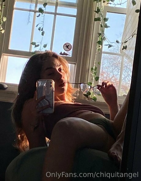 chiquitangel erwachsene akt galerien