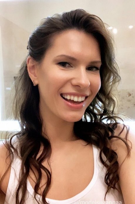 Suzanna De Rose heiße akt bild