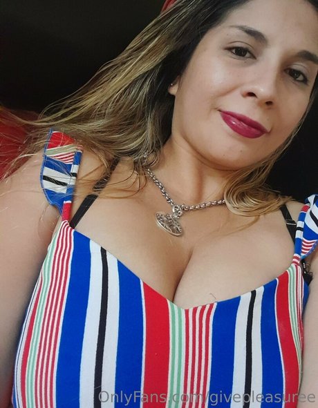 givepleasuree porno sexy foto