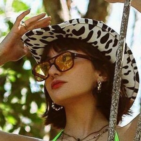 rothaarige deepthroat onlyfans nackte foto