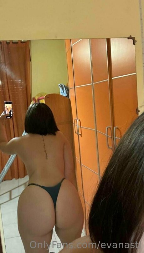 evanasti nacktheit xxx galerien