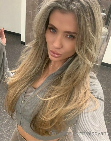 mindyann xxx nackte bild