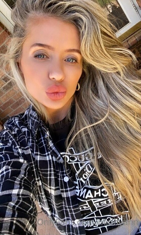 mindyann nacktheit erotische bild