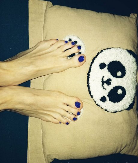 clarita feet kunst nackt fotos