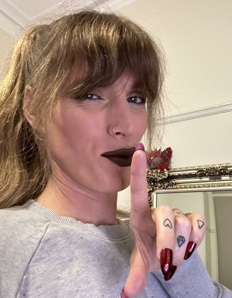 Mistress Meow TS kostenlose heiße archiv