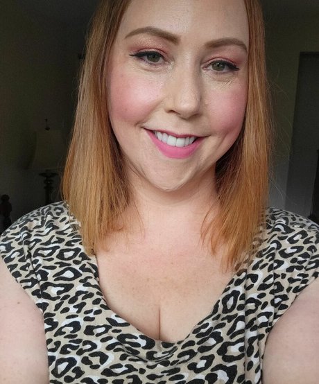 Ave Stone nackt perfekte archiv