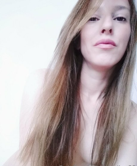 merlina35 hübsche erotische galerie