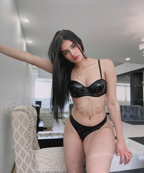 Libbyvalentini nacktheit pornographische fotos