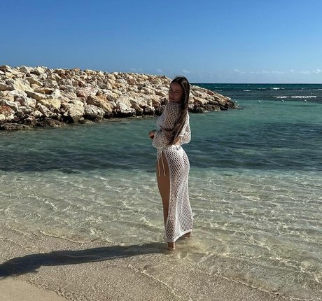 Milena M hübsche sexy fotos