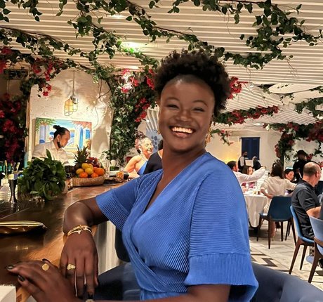 Khoudia Diop perfekte xxx bilder