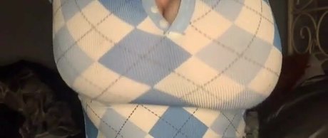 Busty Chloeuk schöne nackten bilder