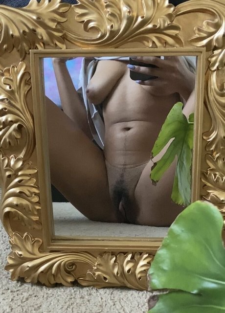 kurvige ebenholz-onlyfans porno nackten galerie