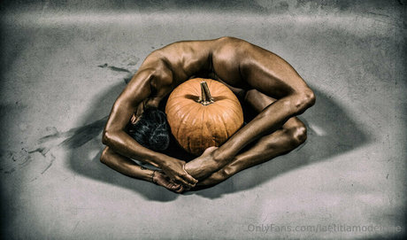 mma onlyfans perfekte nackt fotos