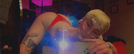 xxxbaylee kunst pornostar galerie