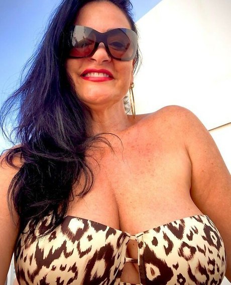 Angela Cavagna beste nackte archiv