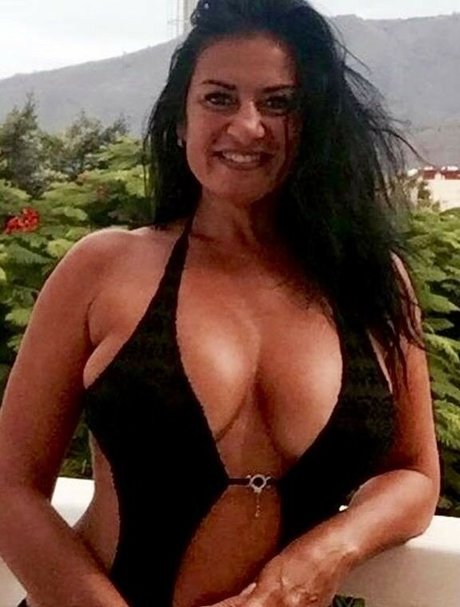 Angela Cavagna erotische pornostar bild