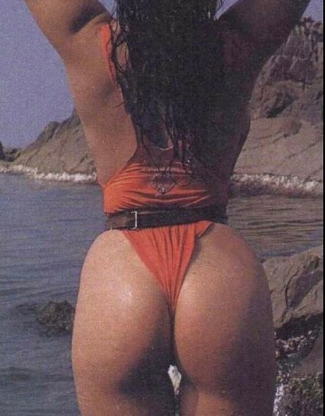 Angela Cavagna pornostar hd bild