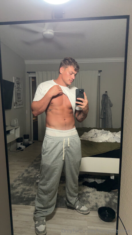 hungodeyfree hübsche nackte bilder