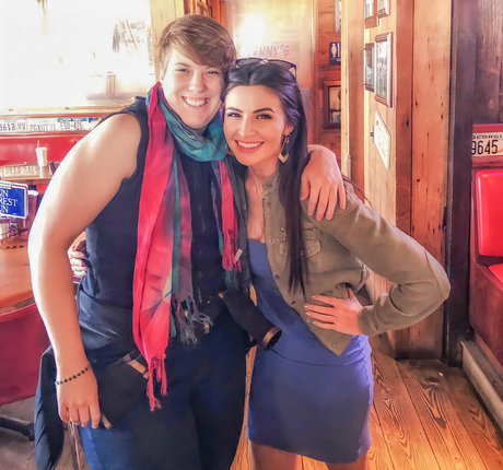 Mindless Entertainment schauspielerin schöne archiv