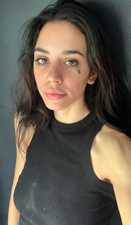 arabische onlyfans sexy top bilder