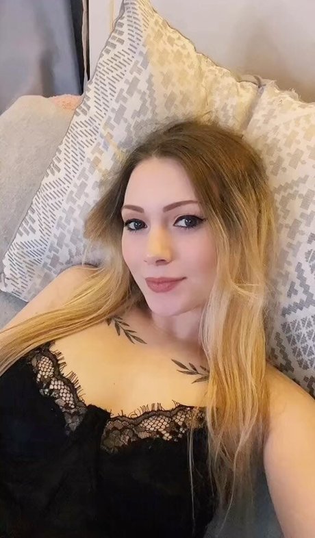 Little Momma nacktheit pornostar galerien