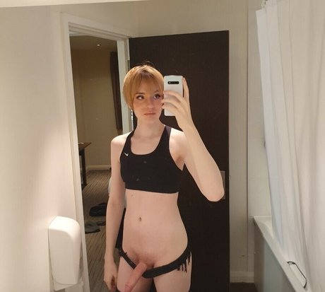 lexxiraus pornografische pornostar bilder