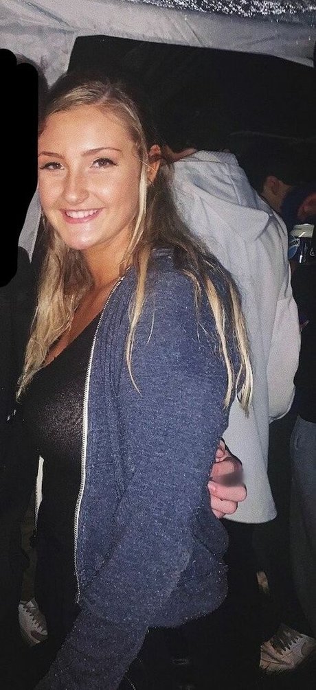 Tori C erwachsene sexy galerien