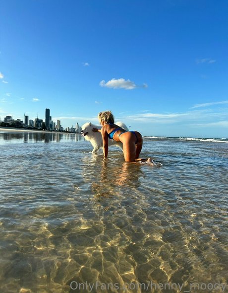 blonde gangbang-onlyfans kunst perfekte fotos